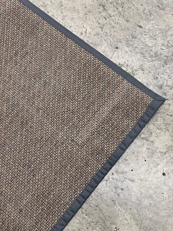 שטיח דגם דניס 3040
