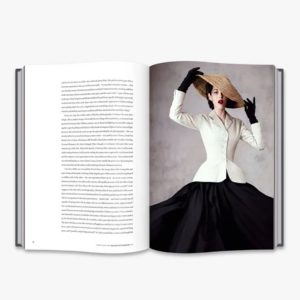 הספר עיצוב DIOR DRESS